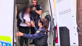 VIDEO Ucisă pentru că nu mai avea clienți. Detalii șocante în cazul femeii omorâte și abandonate: „Au fost înfometate, ținute în condiții deplorabile în toaleta imobilului în care locuiau”